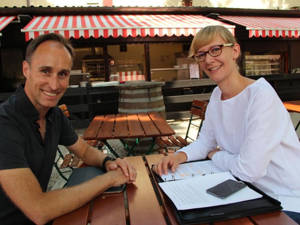 Christoph Papenfuss, Regionalmanager bei OSIsoft Europe, und Andrea Gillhuber, Chefredakteurin SCOPE, sprachen über das Zusammenwachsen von OT und IT.