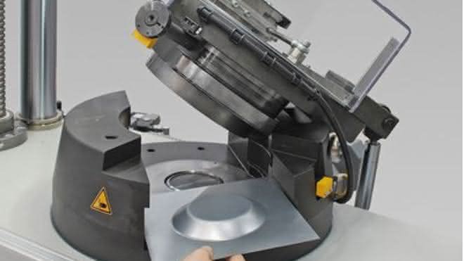 Non-contact strain measurement