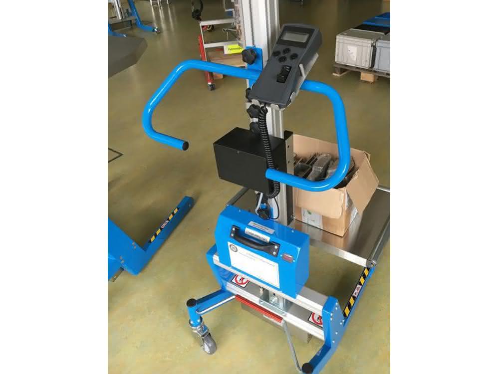 Lifting device