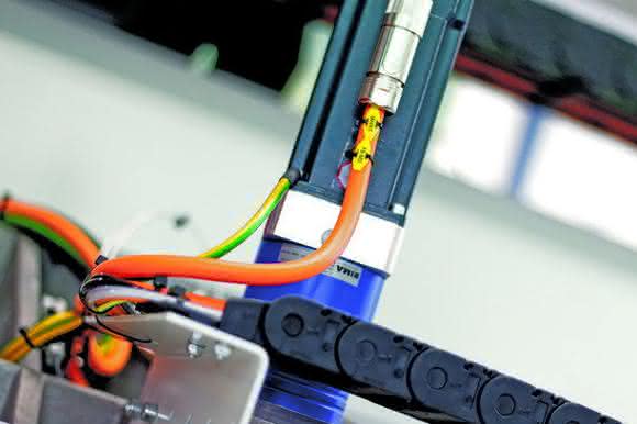 Hybrid cable Hybrid cable