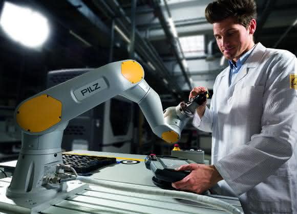 Modules for service robotics