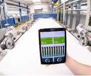 Communication via touchscreen Communication via touchscreen