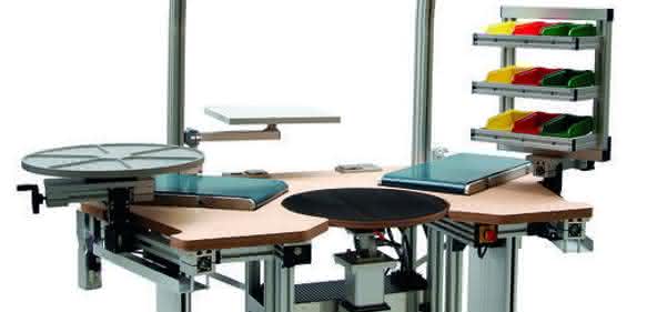 Arbeitsplatz mit integrierter Materialzuführung