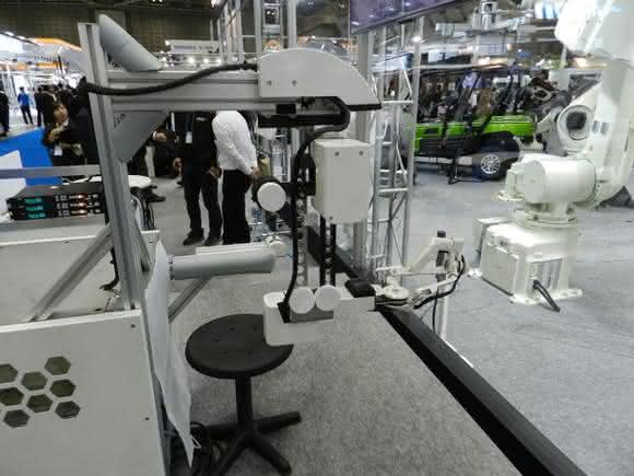 Industrial robots: Manual remote control for industrial robots Industrial robots: Manual remote control for industrial robots