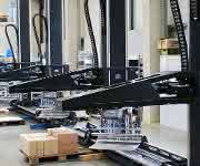 Palletizing robot system