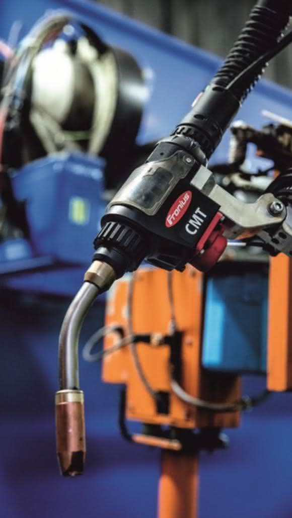 Roboterschweißbrenner Robacta Drive CMT Roboterschweißbrenner Robacta Drive CMT
