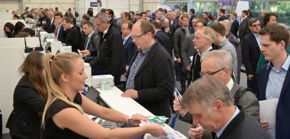 Aus Schüttgut wird Solids