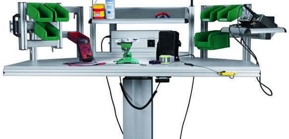 Elektrisch in der Höhe verstellbarer Löttisch