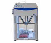 Der Hochgeschwindigkeitsdispenser „Scorpion“ von Art Robbins Instruments wurde als Sonderversion für die Anwendung im Chemielabor optimiert. (Bild: Dunn Labortechnik) Der Hochgeschwindigkeitsdispenser „Scorpion“ von Art Robbins Instruments wurde als Sonderversion für die Anwendung im Chemielabor optimiert. (Bild: Dunn Labortechnik)