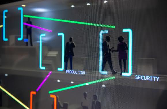 HANNOVER TRADE FAIR 2018: The digital transformation hovers over everything