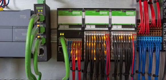 Modules on the top-hat rail