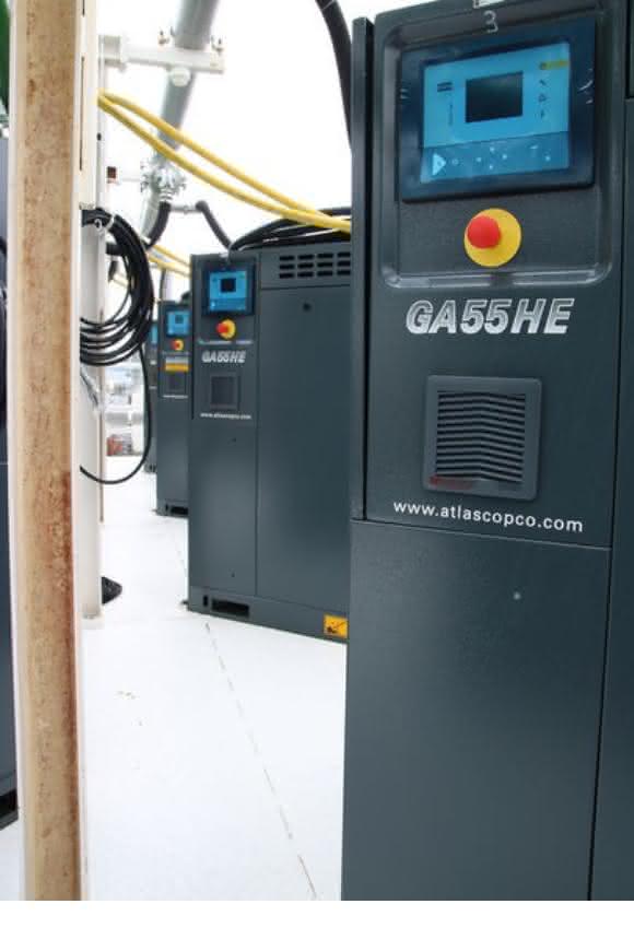Compressors: Compressed air supply from Atlas-Copco in the burner