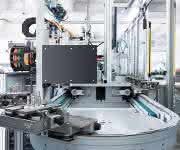 Transport of the workpiece carriers
