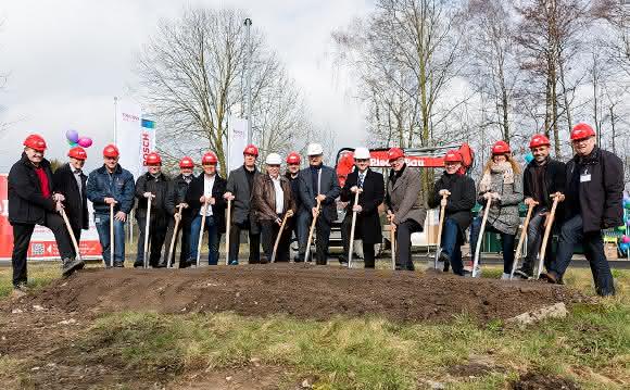 Symbolic groundbreaking ceremony