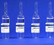 Ampullen mit Referenzlösungen für Cadmium, Blei, Arsen und Quecksilber