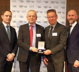 Preise für Endress+Hauser Conducta European Business Award + Top-Job-Siegel: Endress+Hauser Conducta erhält doppelte Auszeichnung