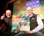 VDWF-Präsident Professor Thomas Seul (links) und VDWF-Geschäftsführer Ralf Dürrwächter freuen sich über die Auszeichnung als Finalist beim DGVM Innovation Award „Verband des Jahres 2018“. (Bild: VDFW) VDWF-Präsident Professor Thomas Seul (links) und VDWF-Geschäftsführer Ralf Dürrwächter freuen sich über die Auszeichnung als Finalist beim DGVM Innovation Award „Verband des Jahres 2018“. (Bild: VDFW)