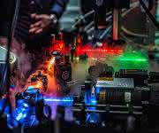 Einzelmolekül-Fluoreszenzspektroskopie macht Bindungsprinzip von unstrukturierten Proteinen sichtbar. (Bild: Christoph Schumacher, dunkelweiss) Einzelmolekül-Fluoreszenzspektroskopie