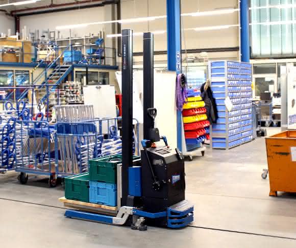 lift2move also available as a driverless transport system