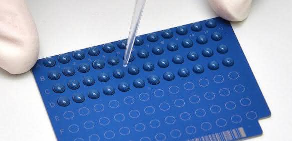 Auftragen von Microdroplets