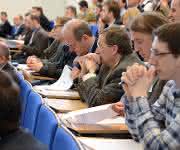 Zum 25. Mal: das Anwendertreffen Röntgenfluoreszenz- und Funkenemissionsspektrometrie (Foto: FH Münster/Pressestelle) Teilnehmer an einem Anwendertreffen