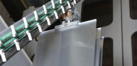 Printing plate transport Printing plate transport