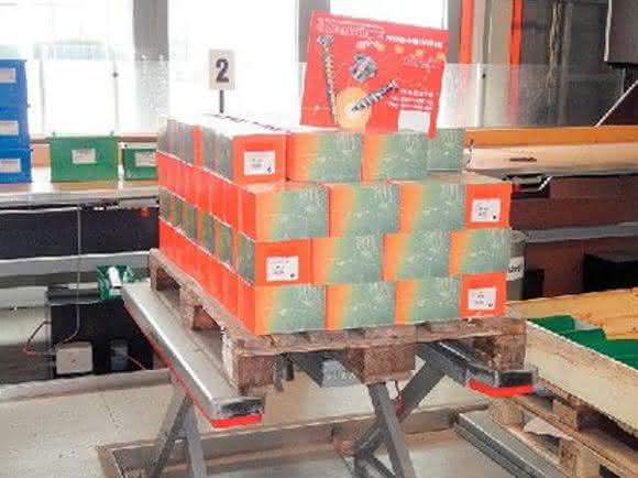 Fördertechnik: 500 Paletten täglich Fördertechnik: 500 Paletten täglich