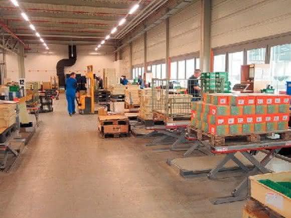 Fördertechnik: 500 Paletten täglich