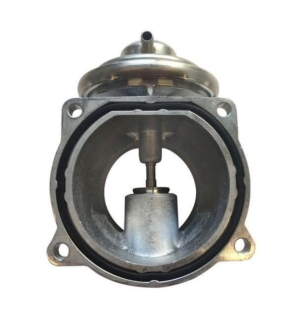 Ultrasonic cleaning of EGR valves