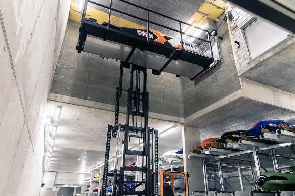 Hubtex multidirectional forklift