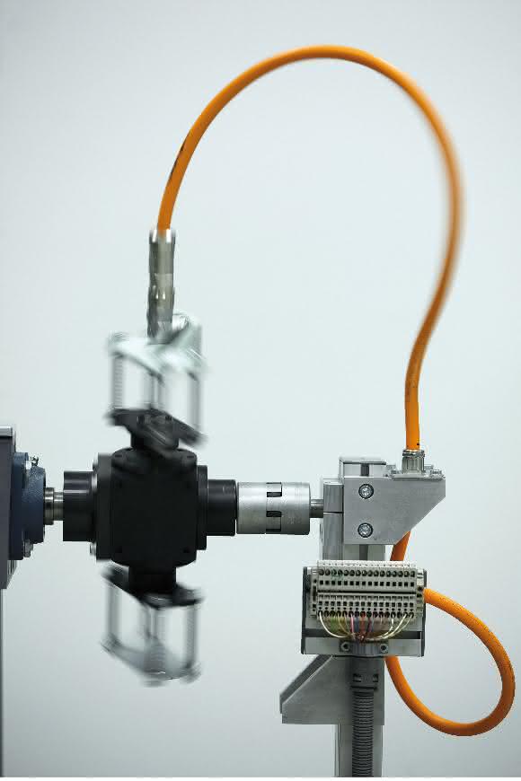 Hybrid cable: Single-cable solutions for greater efficiency