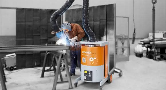MaxiFil suction unit in use