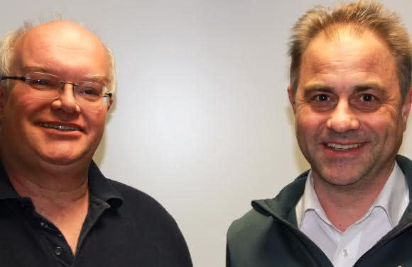 Fusionieren Forschungsgruppen im Rahmen des neuen Kompetenzzentrums "CeMOS": Prof. Dr. Matthias Rädle (links), Institut für Prozessmesstechnik und innovative Energiesysteme und Prof. Dr. Carsten Hopf, Institut für Instrumentelle Analytik und Bioanalytik (Bild: Hochschule Mannheim) Prof. Dr. Matthias Rädle und Prof. Dr. Carsten Hopf