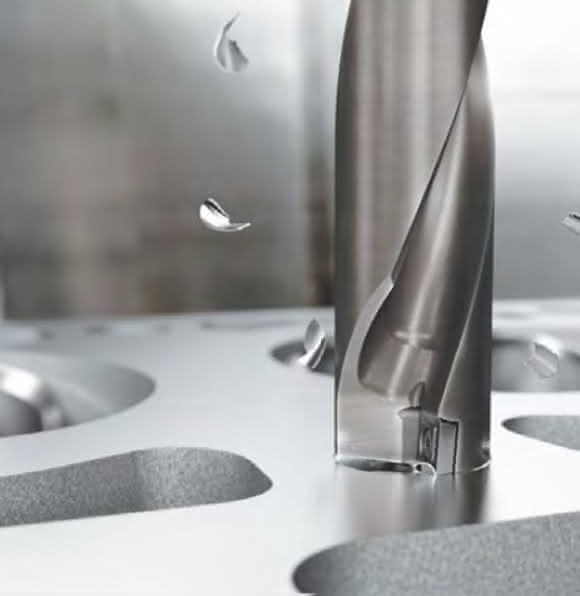CVD-coated indexable inserts
