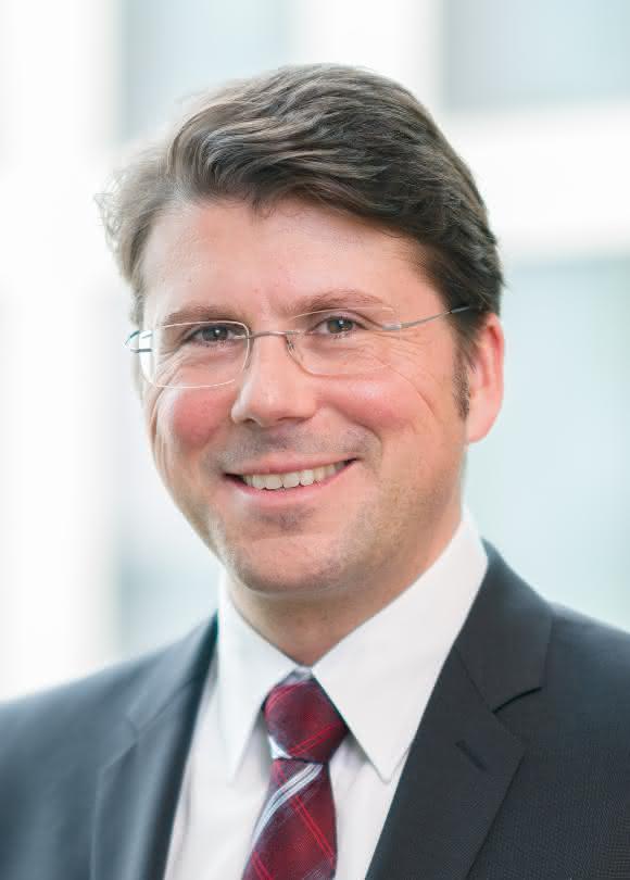 Dr. Ralf Zander