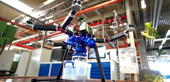 Roehm drone grapple
