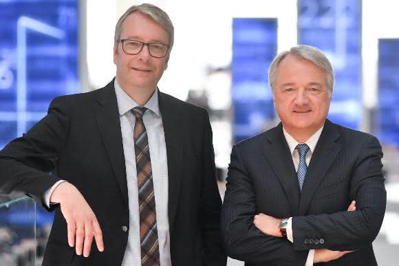ZF - Dr. Stefan Sommer, Dr. Konstantin Sauer