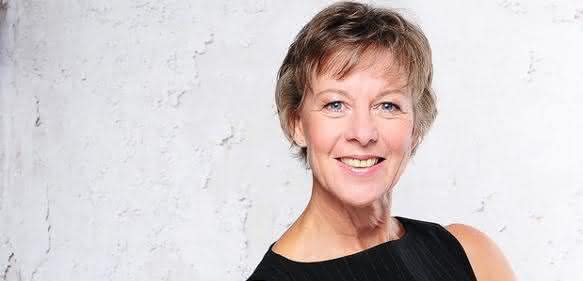 Petra Born, Chefredakteurin handling