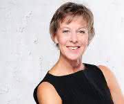 Petra Born, Chefredakteurin handling