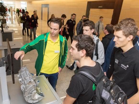 Formula Student Germany: Saisonstart bei Schaeffler Formula Student Germany: Saisonstart bei Schaeffler