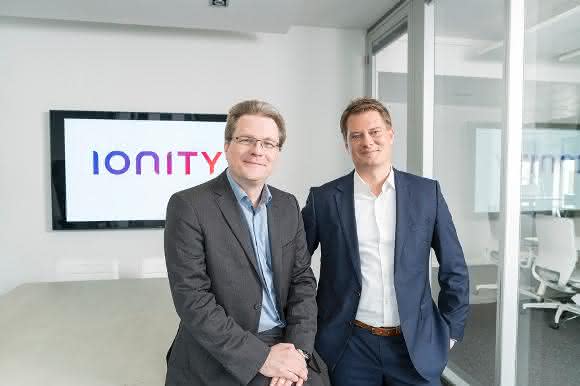 Dr. Marcus Groll und Dr. Michael Hajesch Dr. Marcus Groll und Dr. Michael Hajesch