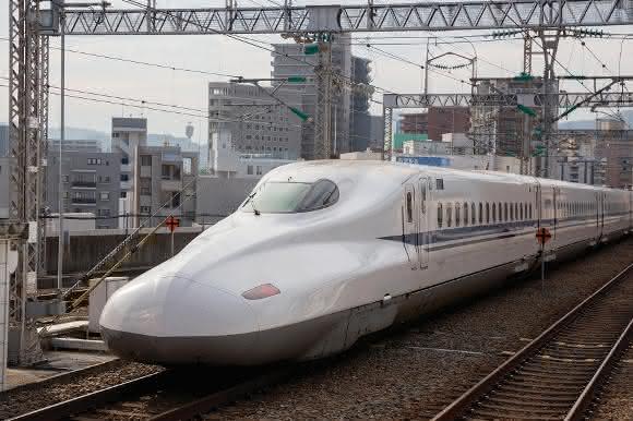 Shinkansen-Züge der Serie N700 Shinkansen-Züge der Serie N700