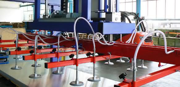 Leantechnik_Portalstapelanlage_Zahnstangengetriebe Leantechnik_Portalstapelanlage_Zahnstangengetriebe