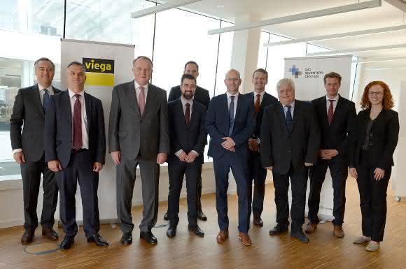 Invention Center RWTH Aachen: Invention Center eröffnet INCworX-Erlebniswelt auf dem RWTH Aachen Campus Feierliche Übergabe der neuen Viega-Büros im Invention Center am RWTH Aachen Campus.