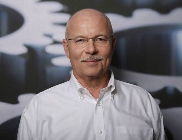 Rollstar-Geschäftsführer Ulrich Ziegler ließ in seinem Unternehmen jeden Schraubfall untersuchen, klassifizieren und absichern. (Bild: Rollstar)