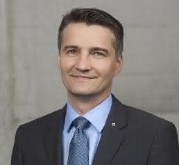Dr. Stephan Mayer Dr. Stephan Mayer