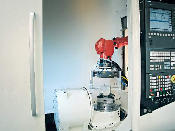 Siemens kooperiert mit Comau Siemens kooperiert mit Comau