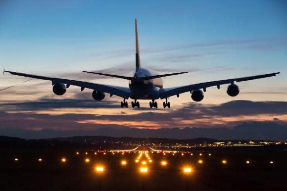 Flugzeug Simulation: "Grüne" Ziele ansteuern