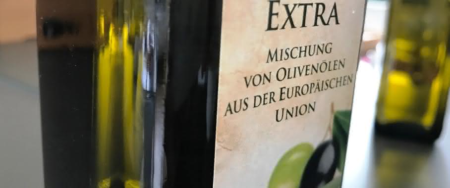 Nicht immer drin, was draufsteht: Bei Olivenöl wird gerne gemogelt.