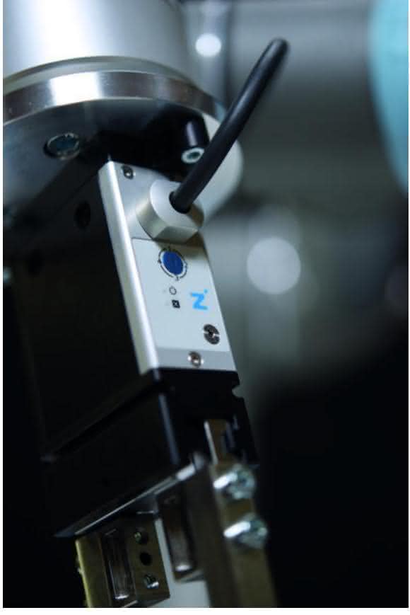 Die Greifkraft lässt sich am Greifer über ein Potentiometer in vier Stufen einstellen Die Greifkraft lässt sich am Greifer über ein Potentiometer in vier Stufen einstellen